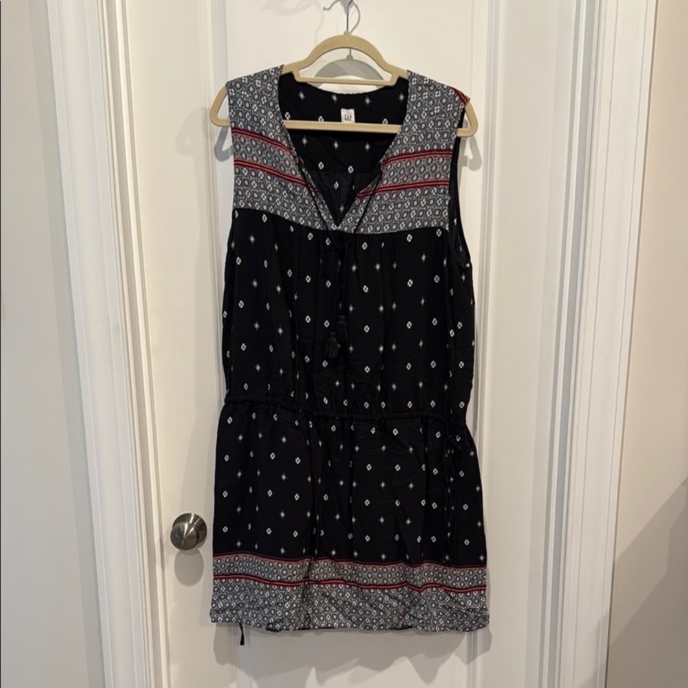 GAP Black and Cream Patterned Dress